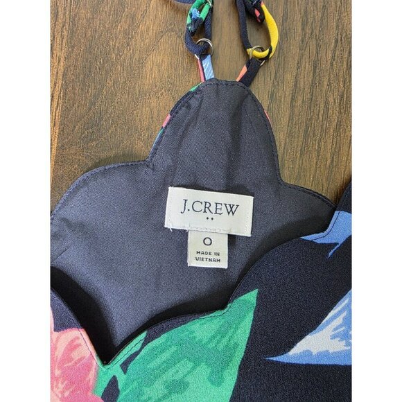 J. Crew Floral scalloped cami top women size 0 Style AL504 SP20 Blue Print Spagh - Picture 4 of 10
